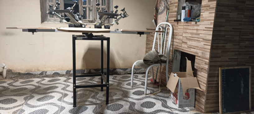 carrossel-serigrafico-6-garras-e-4-bercos-giratorios-big-1